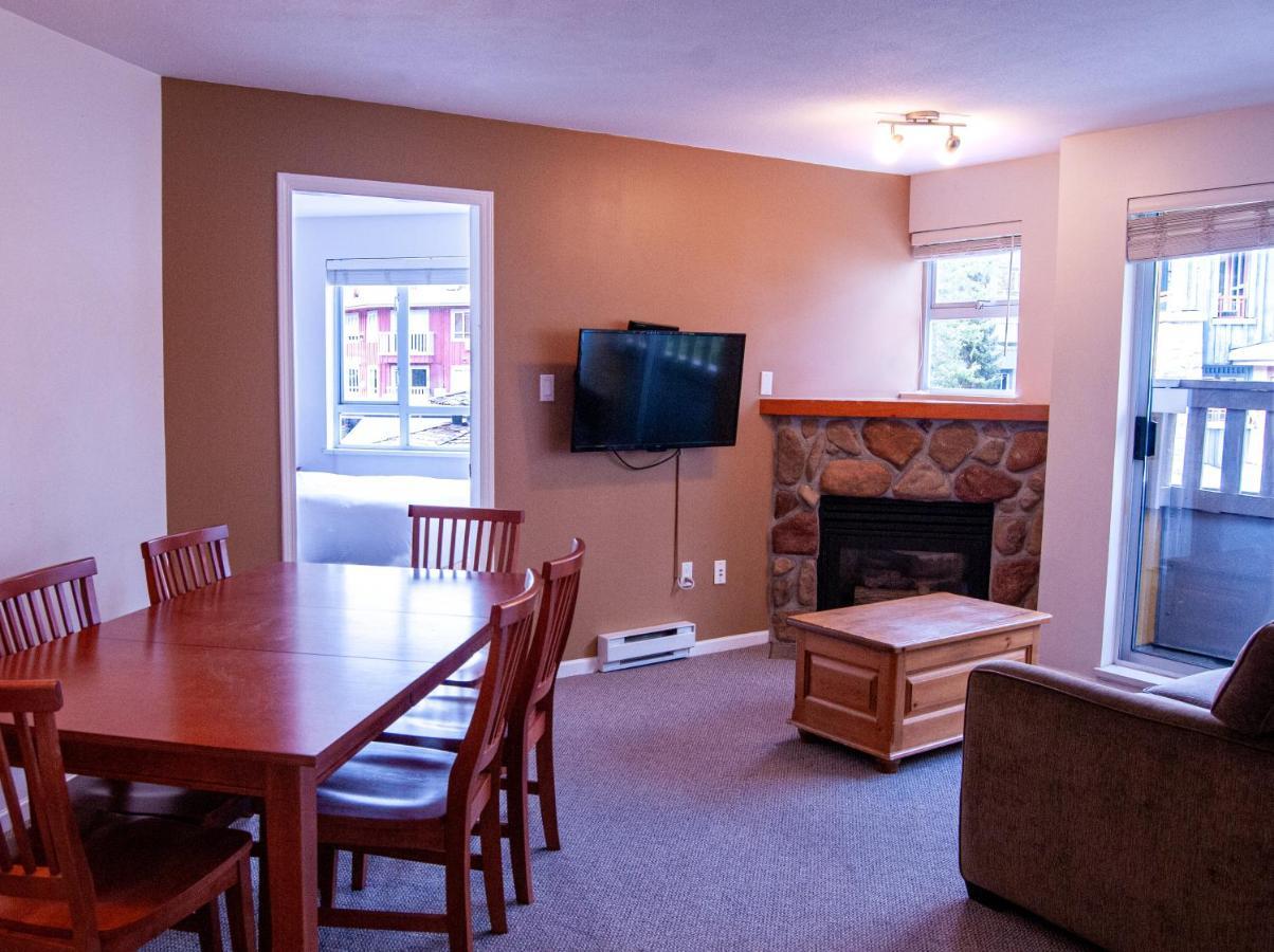 Town Plaza By Mountainview Accommodation Whistler Exterior foto