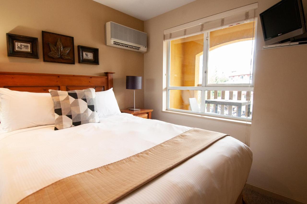 Town Plaza By Mountainview Accommodation Whistler Exterior foto